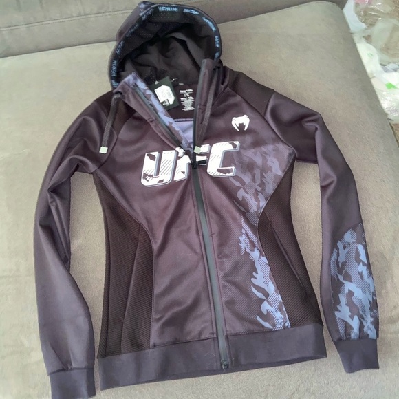 Ufc venum jacket Clearance